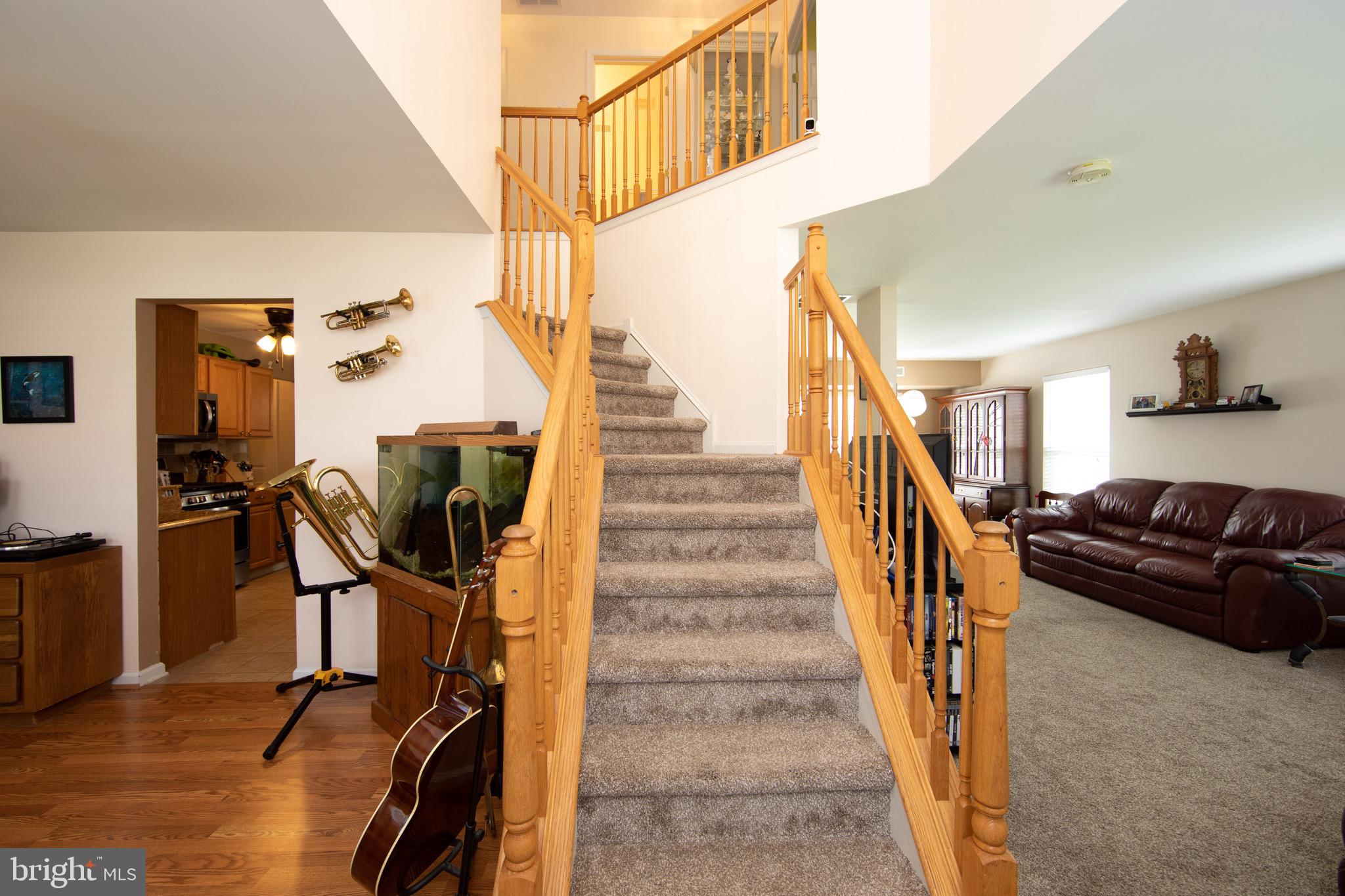 71 Sunset Drive Mount Royal, NJ 08061 - Photo 2 of 39 Foyer
