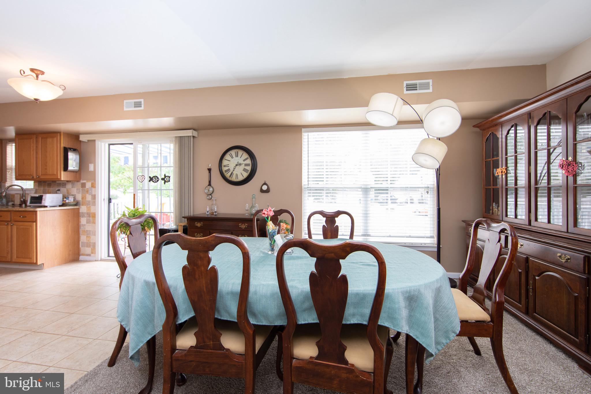 71 Sunset Drive Mount Royal, NJ 08061 - Photo 8 of 39 Dining Room