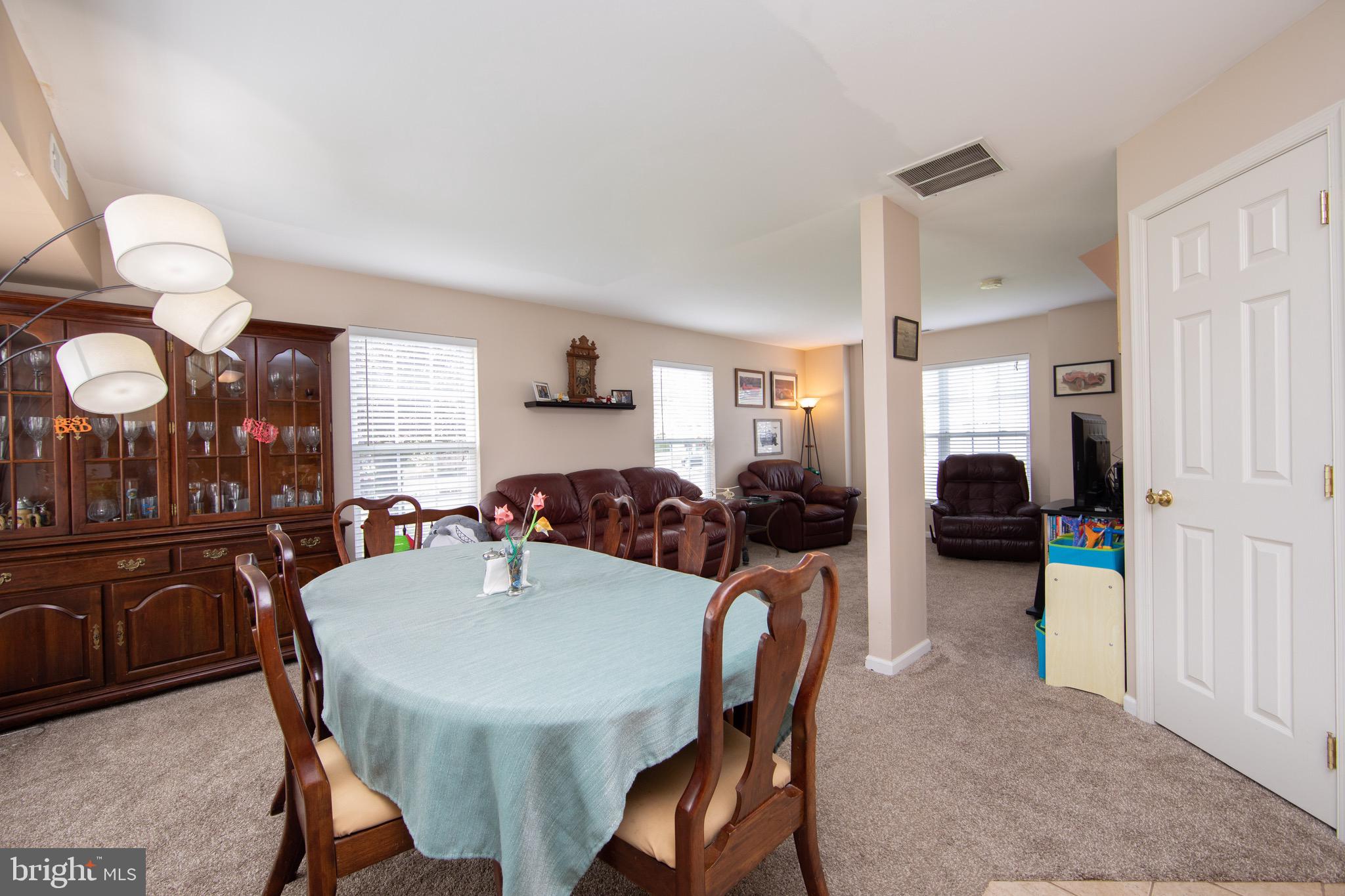 71 Sunset Drive Mount Royal, NJ 08061 - Photo 9 of 39 Dining Room