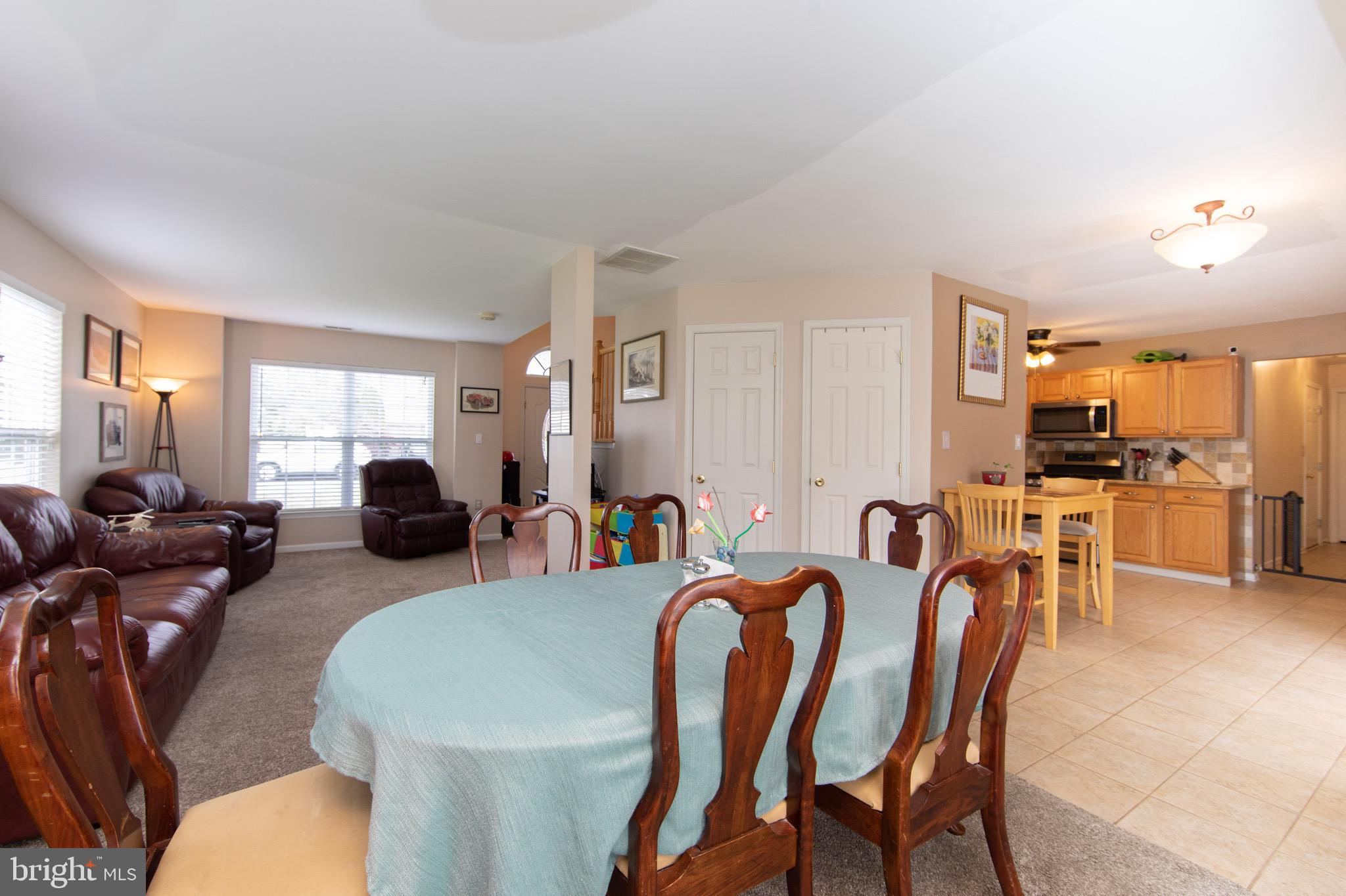 71 Sunset Drive Mount Royal, NJ 08061 - Photo 10 of 39 Dining Room