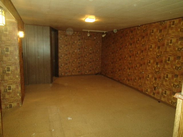 8022 Kelley Road Winnebago, IL 61088 - Photo 12 of 16