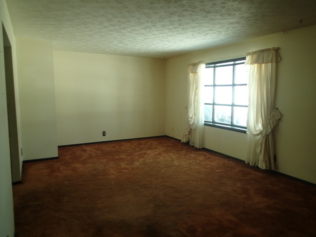 8022 Kelley Road Winnebago, IL 61088 - Photo 5 of 16