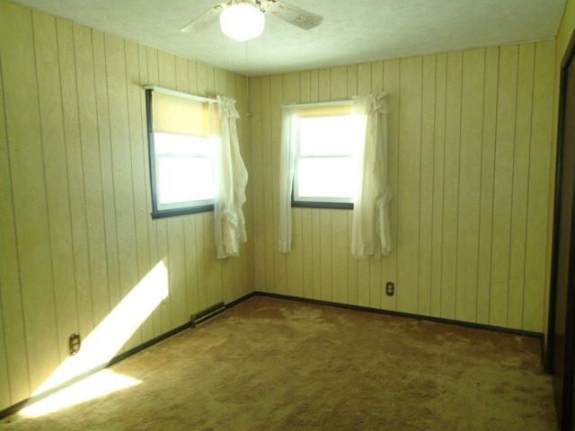 8022 Kelley Road Winnebago, IL 61088 - Photo 9 of 16