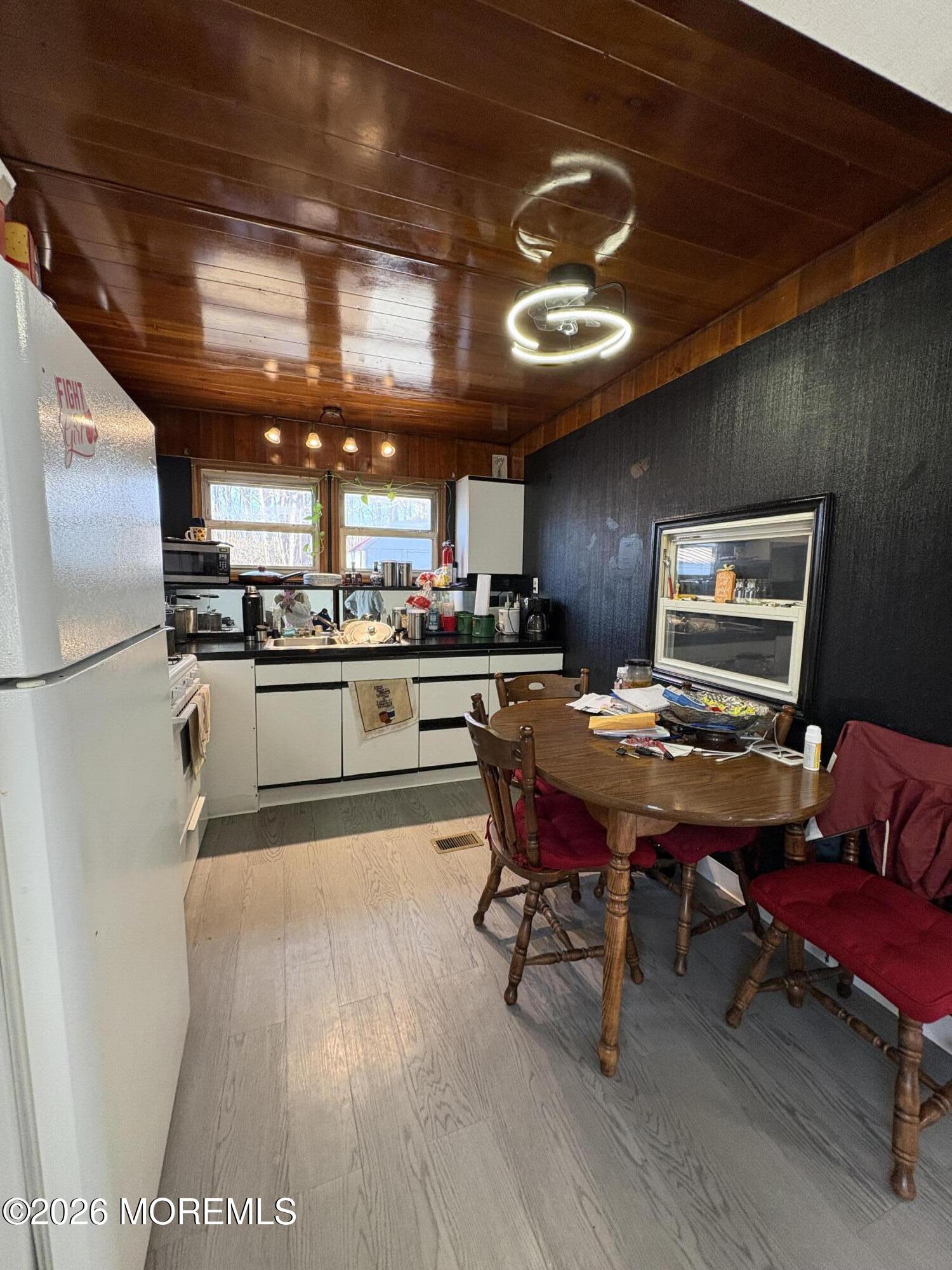 17 Roberts Road Toms River, NJ 08755 - Photo 9 of 17 IMG_6694