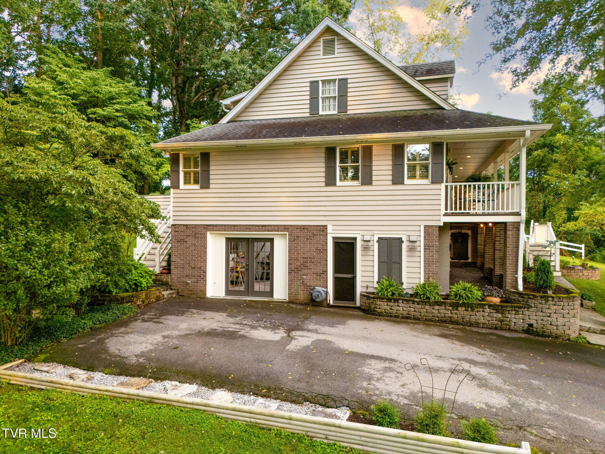 23349 Bowman Road Abingdon, VA 24211 - Photo 4 of 79 3-web-or-mls-23449-bowman-rd