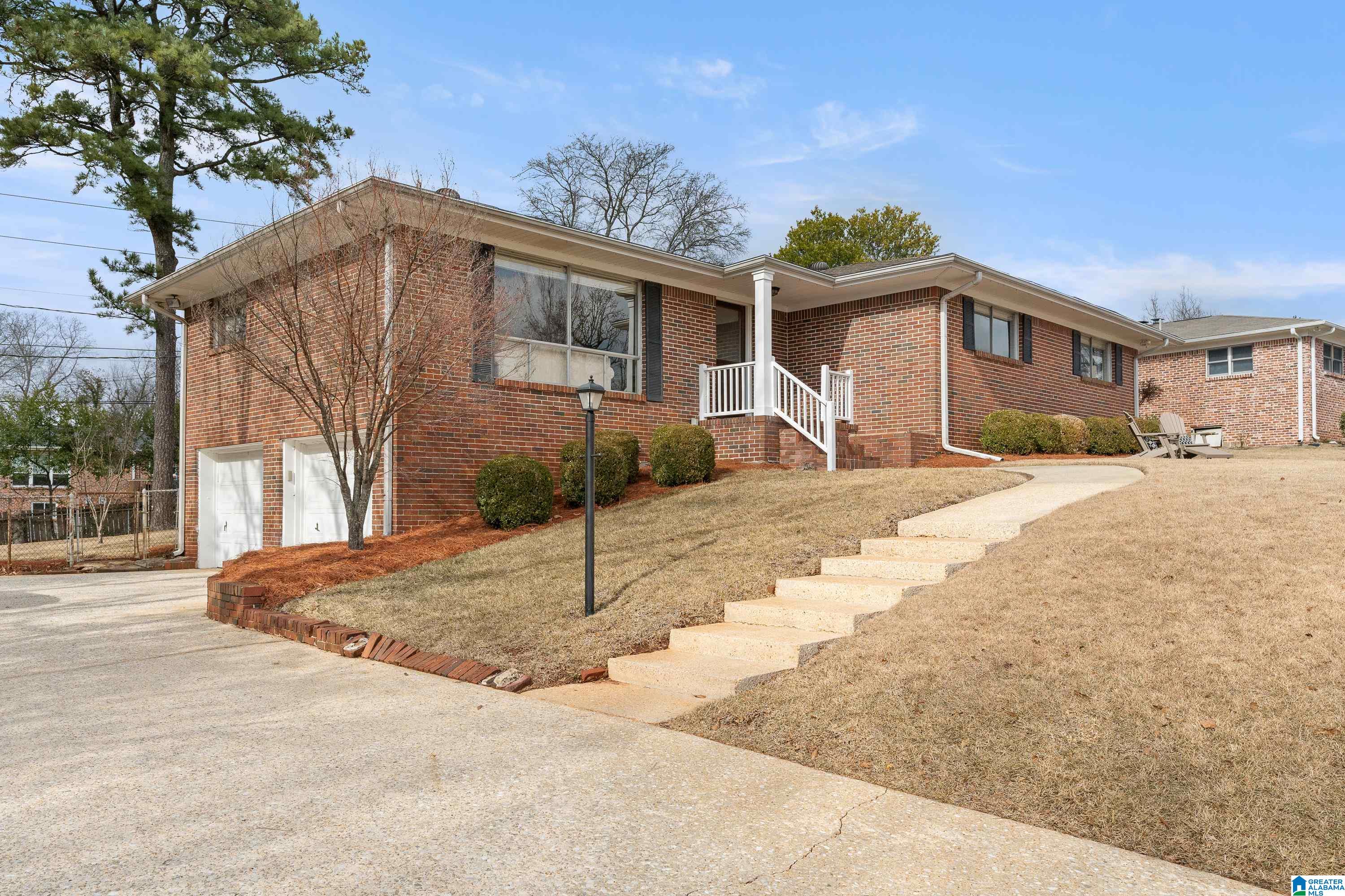 1904 Post Oak Road Birmingham, AL 35216 - Photo 2 of 34