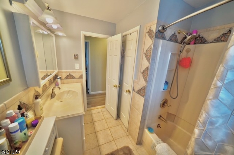 322 U1richard Mine Road, Unit 1 Wharton, NJ 07885 - Photo 17 of 28