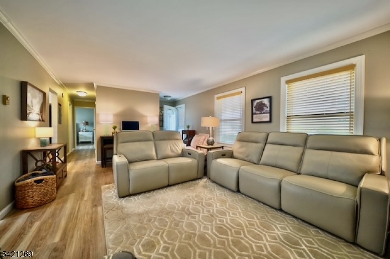 322 U1richard Mine Road, Unit 1 Wharton, NJ 07885 - Photo 4 of 28