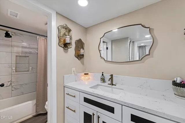 $635,900 | 660 Sunfish Way, Port Hueneme, CA 93041