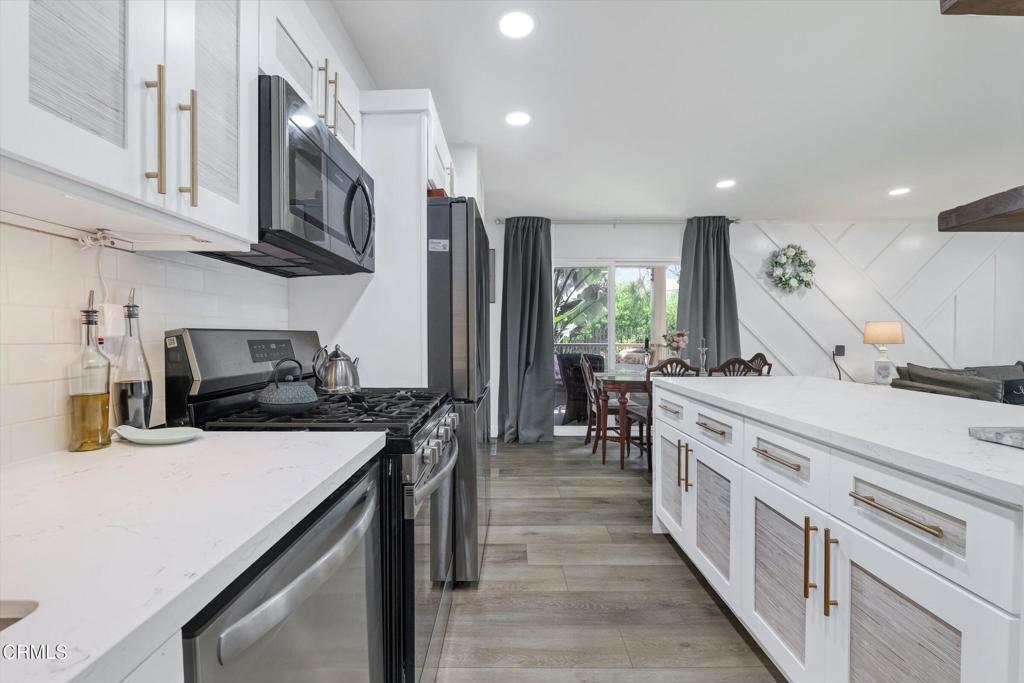 660 Sunfish Way Port Hueneme, CA 93041 - Photo 9 of 53 12-660 Sunfish Way-12