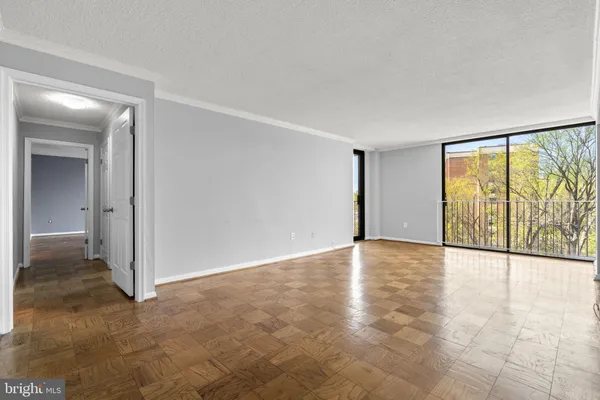 $275,000 | 2100 Washington Avenue, Unit 9D, Silver Spring, MD 20910