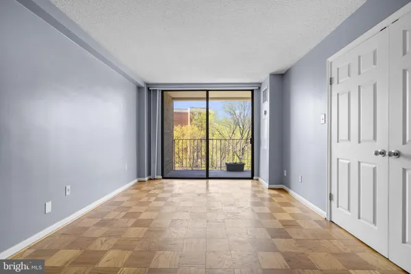 $275,000 | 2100 Washington Avenue, Unit 9D, Silver Spring, MD 20910