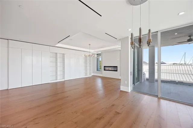 $5,995,000 | 1165 8th Street South, Unit 201, Naples, FL 34102