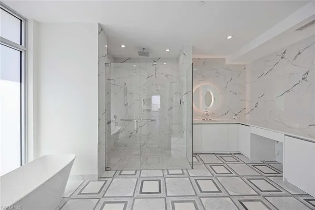 $5,995,000 | 1165 8th Street South, Unit 201, Naples, FL 34102