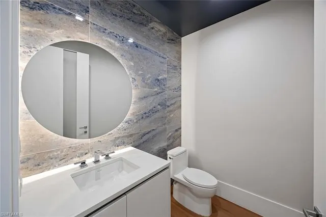 $5,995,000 | 1165 8th Street South, Unit 201, Naples, FL 34102