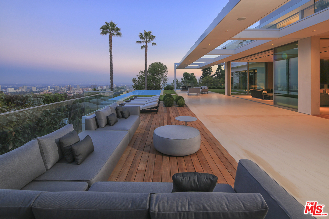900 Stradella Road Los Angeles, CA 90077 - Photo 14 of 16