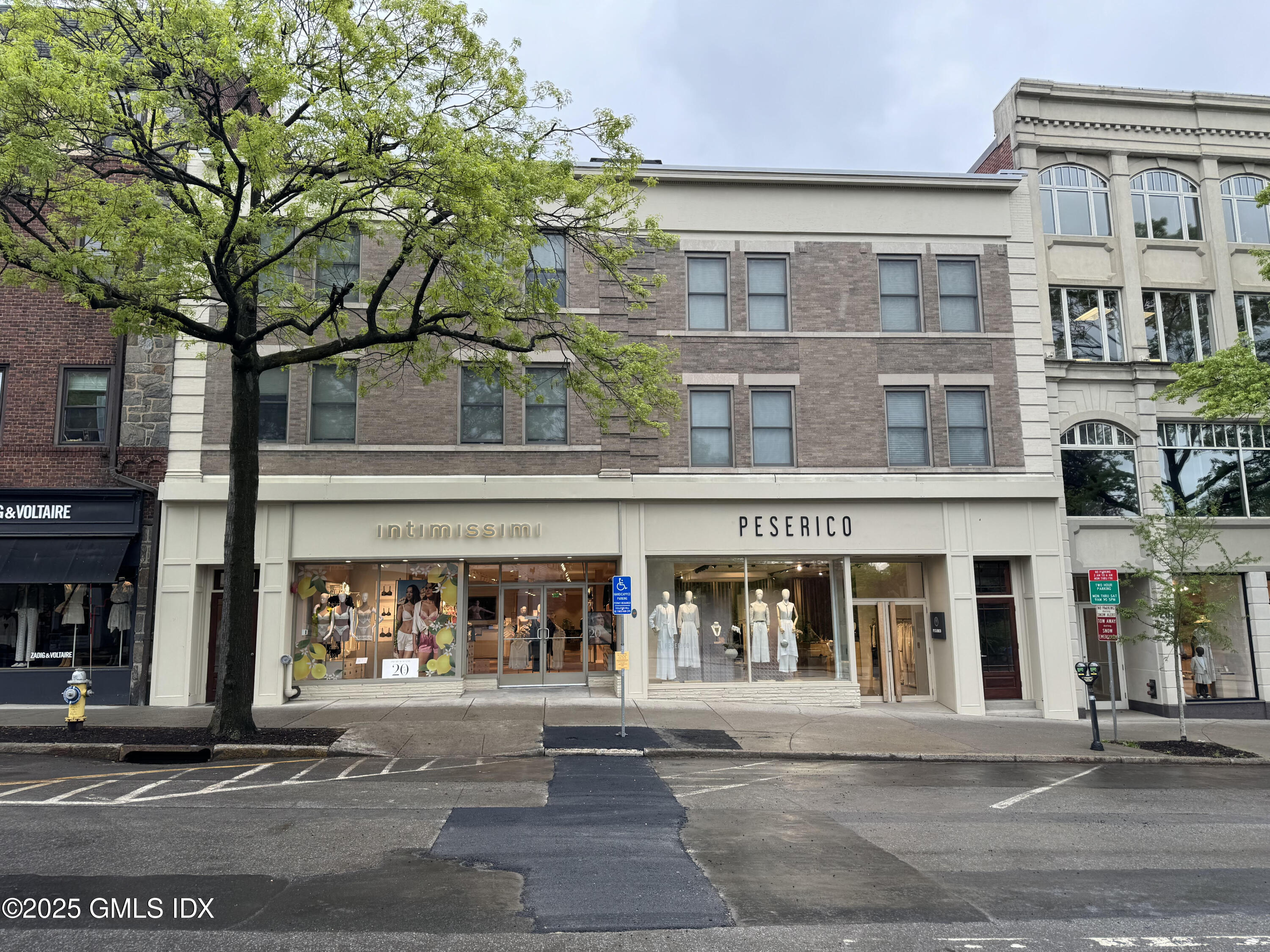 275 Greenwich Avenue, Unit 2B Greenwich, CT 06830 - Photo 1 of 8 front view of a building
