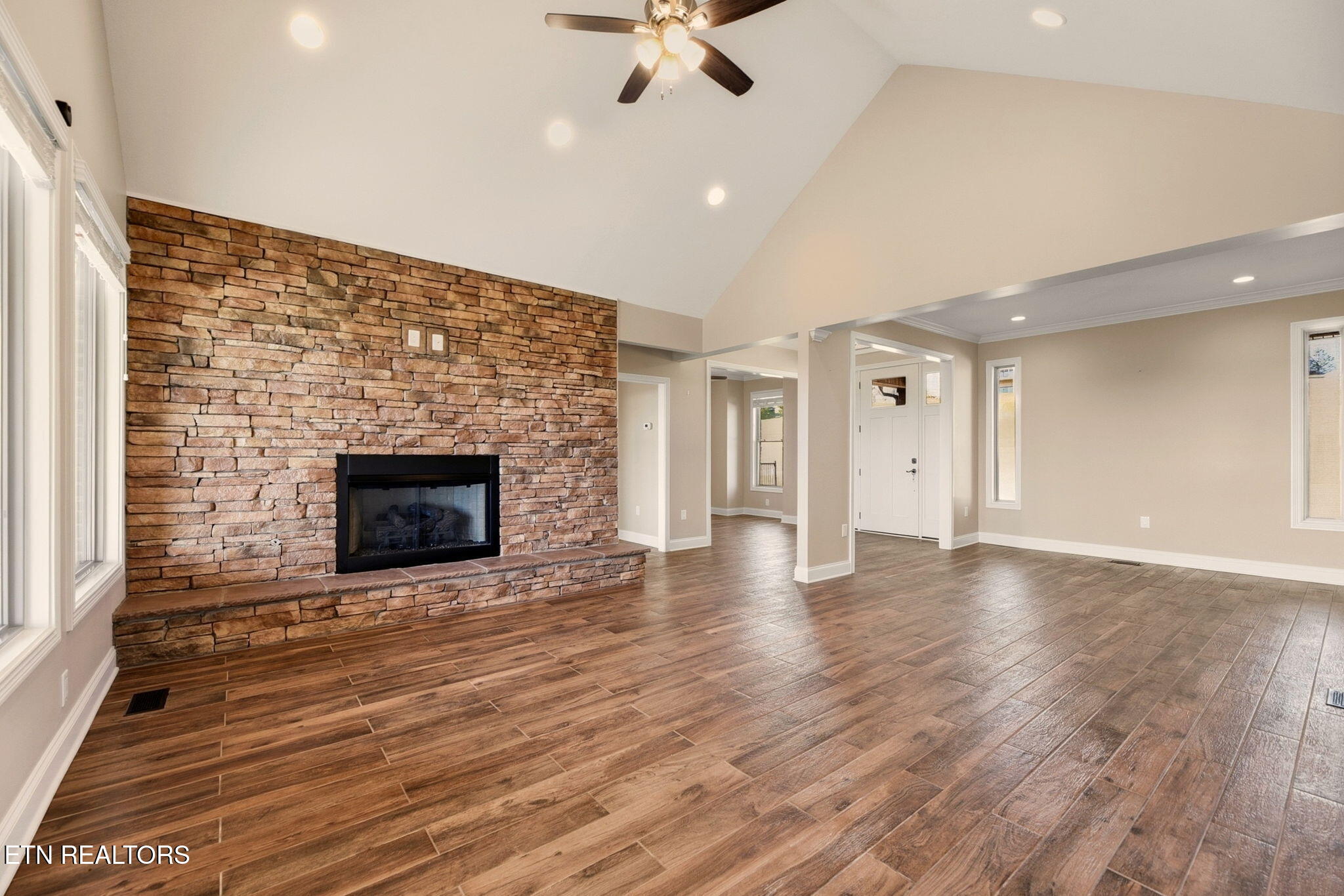 7418 Youmans Lane Corryton, TN 37721 - Photo 11 of 50 Great Room view (3)