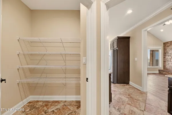 $829,000 | 7418 Youmans Lane, Corryton, TN 37721