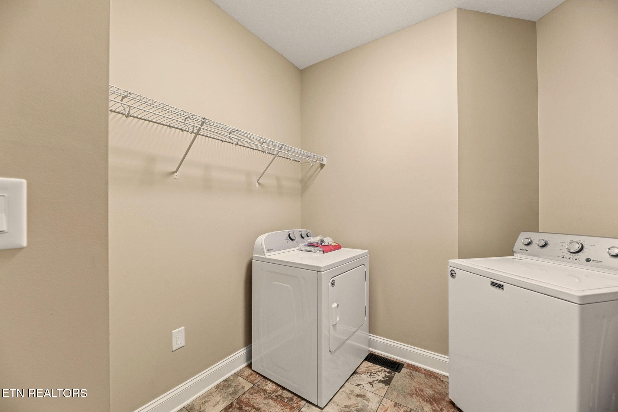 7418 Youmans Lane Corryton, TN 37721 - Photo 21 of 50 Laundry Room