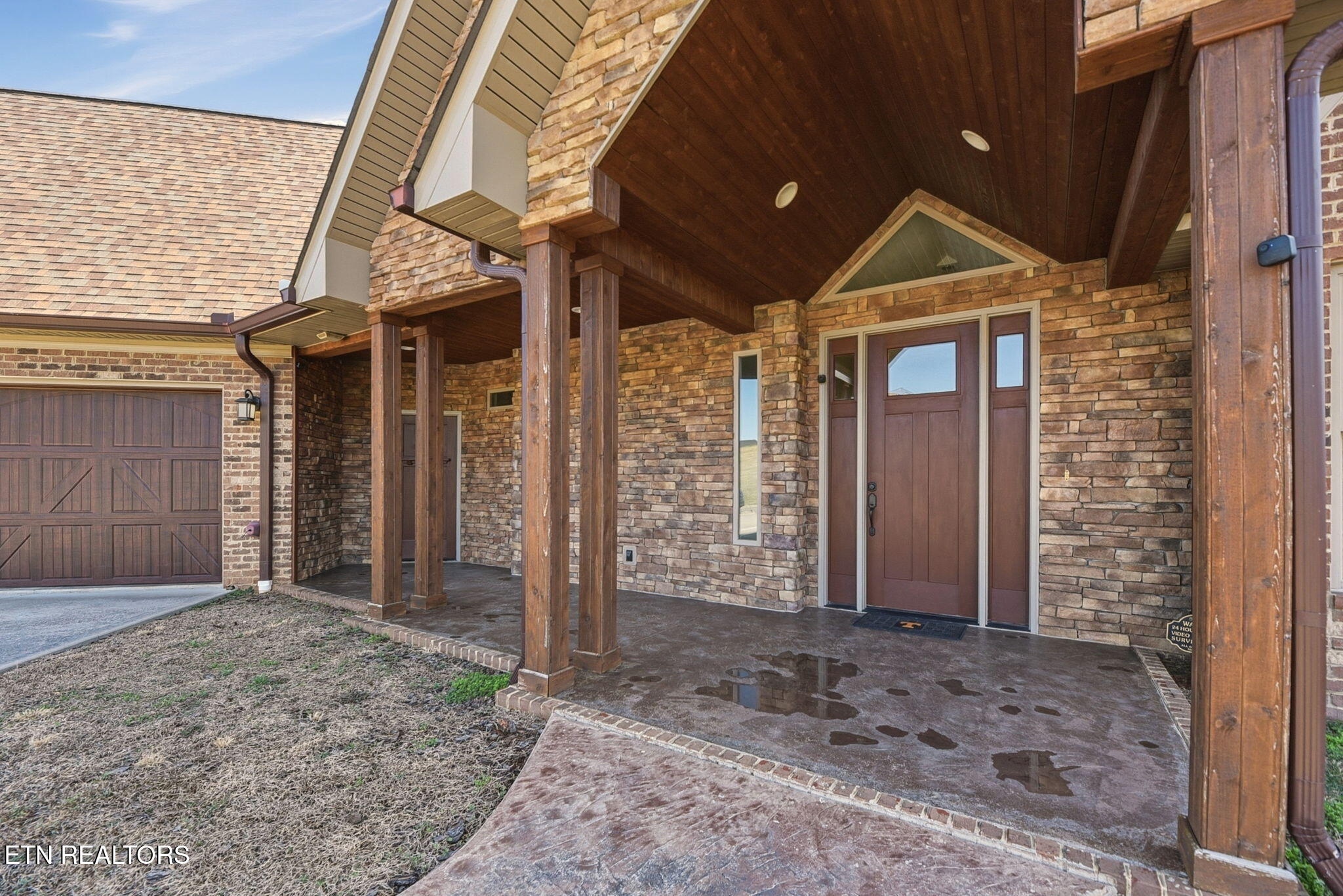 7418 Youmans Lane Corryton, TN 37721 - Photo 3 of 50 Front Porch