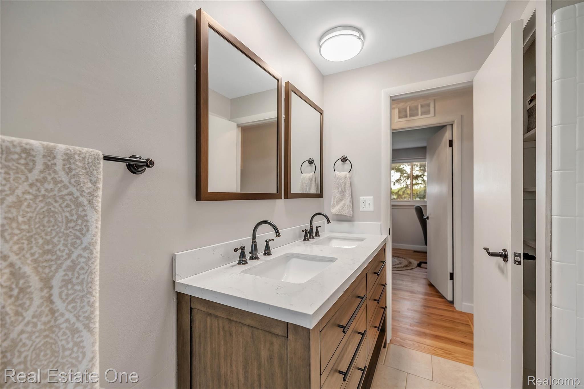 3024 Starr Road Royal Oak, MI 48073 - Photo 25 of 42 26-3024 Starr Rd-WindowStill-Real-Estate-Photography-26.jpg