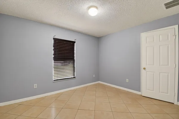 $2,600 | 4066 Southwest Canrady Street, Port St. Lucie, FL 34953