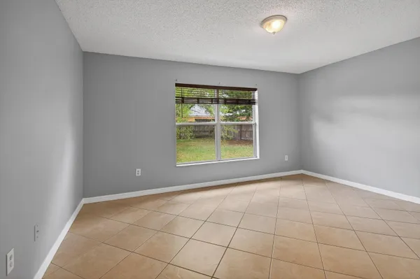 $2,600 | 4066 Southwest Canrady Street, Port St. Lucie, FL 34953