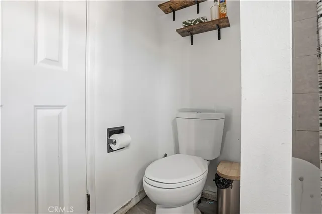 a bathroom with a toilet