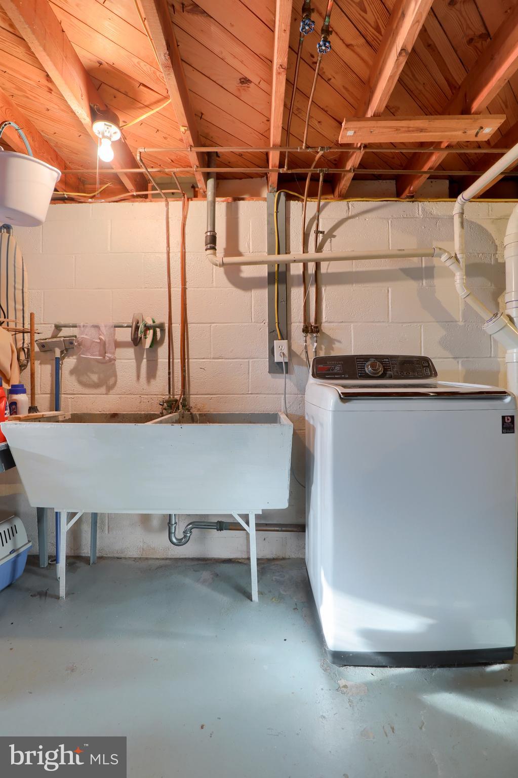 1945 Manor Ridge Drive Lancaster, PA 17603 - Photo 21 of 28 Lower Level laundry room