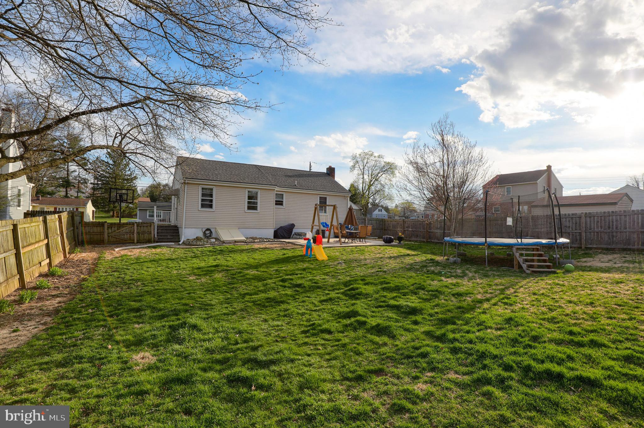 1945 Manor Ridge Drive Lancaster, PA 17603 - Photo 23 of 28 Spacious fenced in back yard
