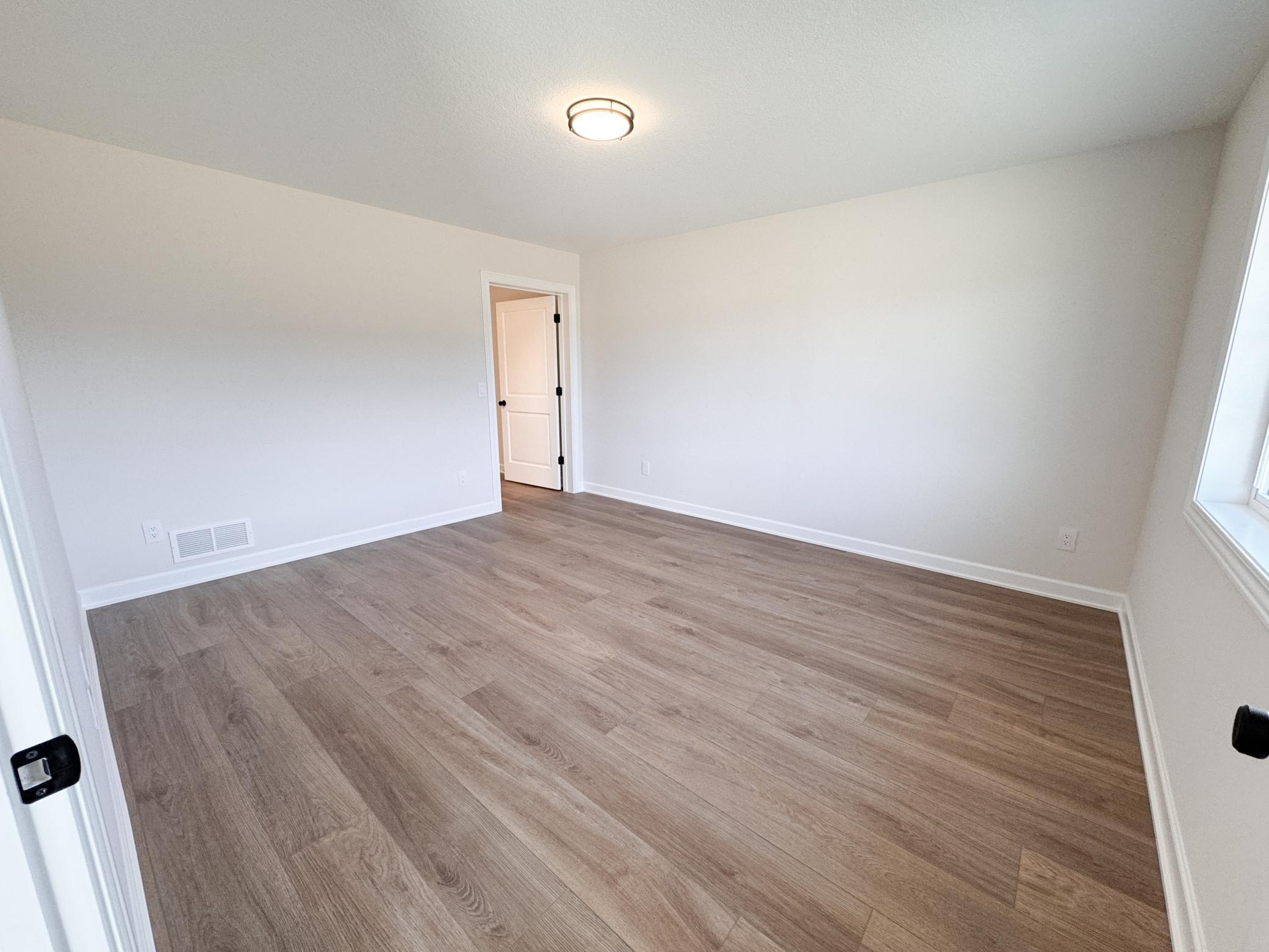 718 South Division Street Roberts, WI 54023 - Photo 12 of 17