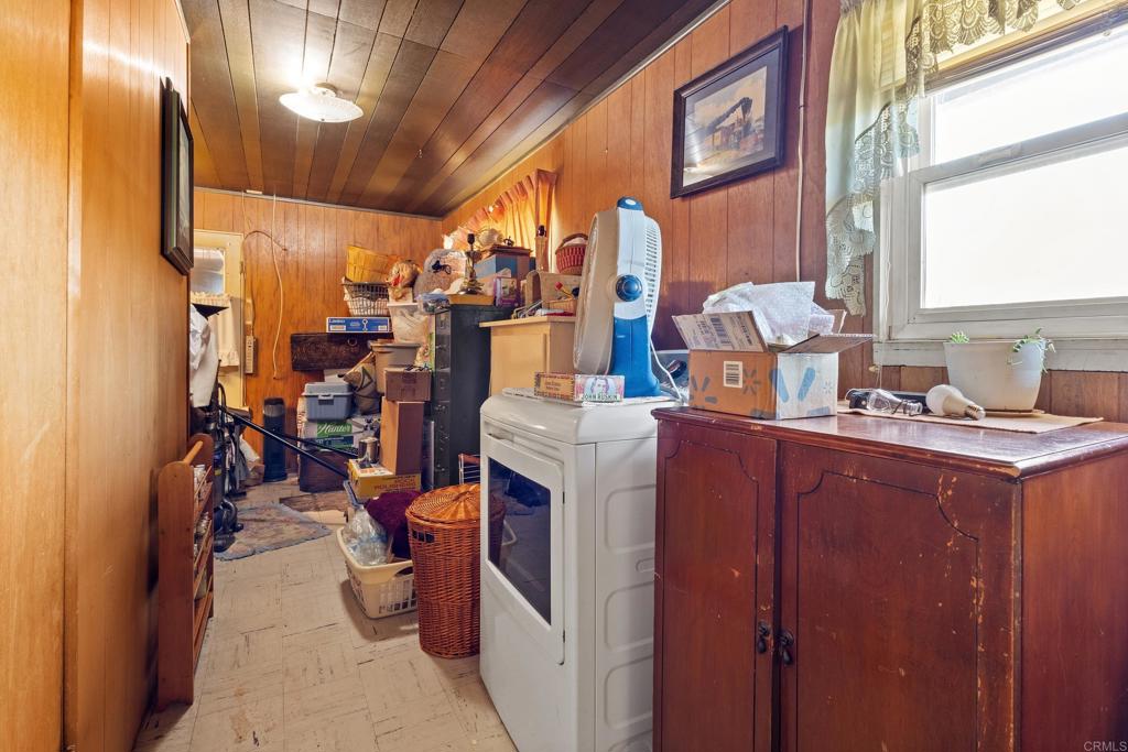 246 Robelini Drive Vista, CA 92083 - Photo 19 of 35