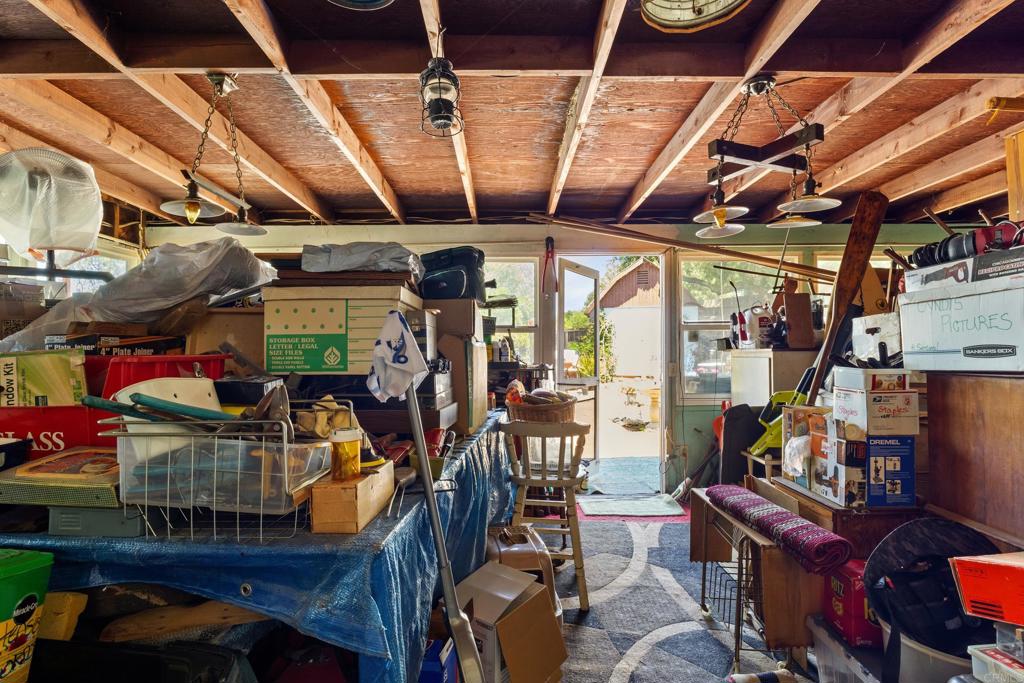 246 Robelini Drive Vista, CA 92083 - Photo 20 of 35 Screened In Porch