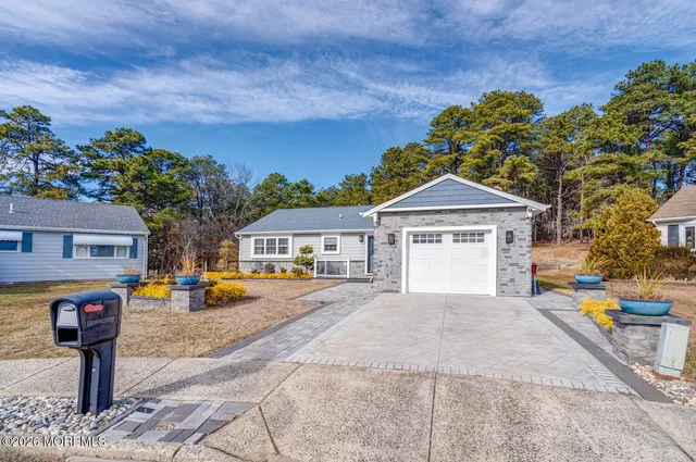 $599,900 | 9 St Francois Court, Toms River, NJ 08757