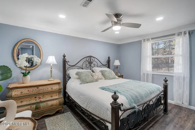 $599,900 | 9 St Francois Court, Toms River, NJ 08757