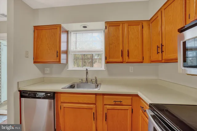 $185,000 | 102 Lexton Drive, Unit 102, York, PA 17404