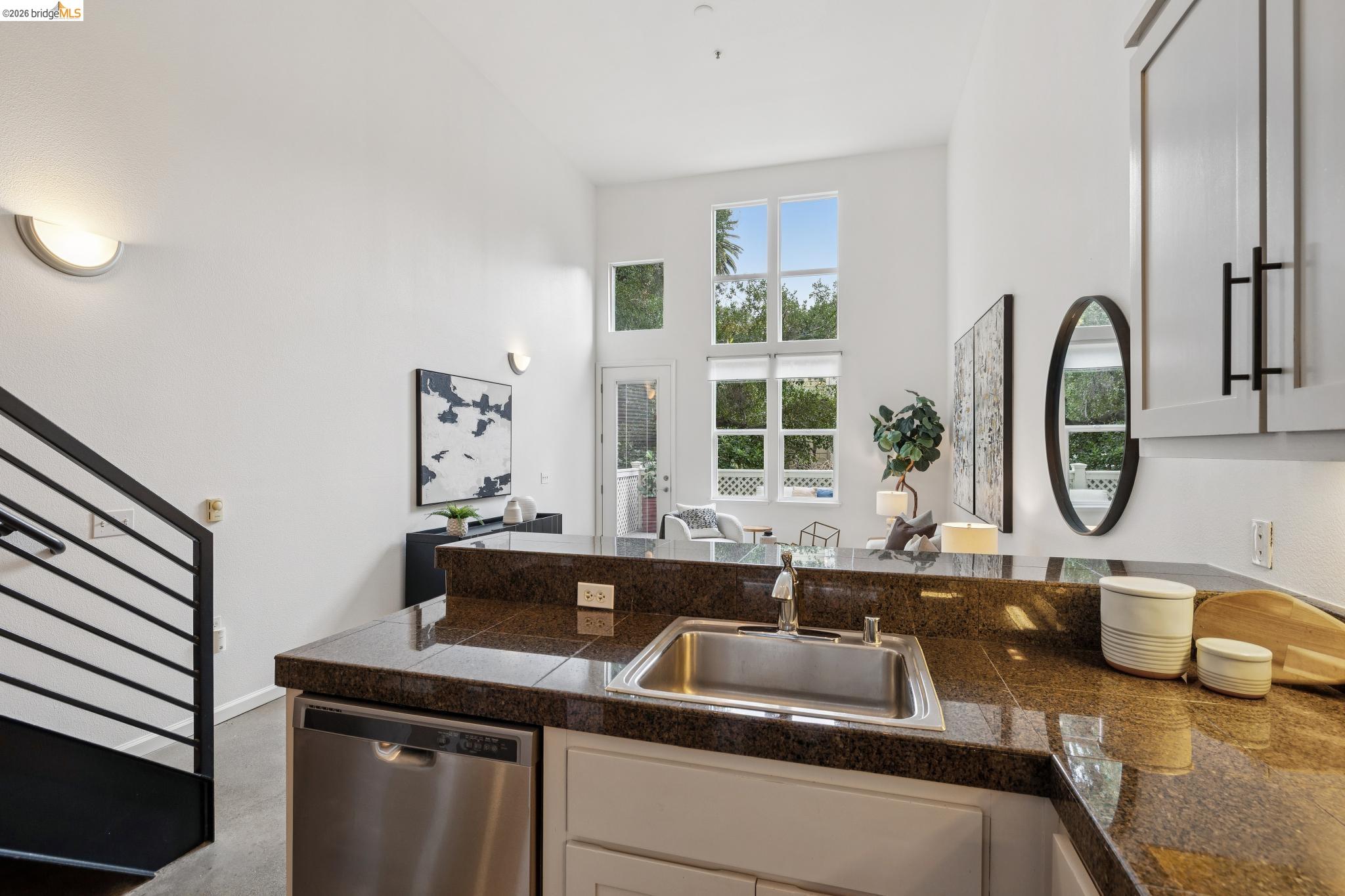 655 12th Street, Unit 120 Oakland, CA 94607 - Photo 5 of 51