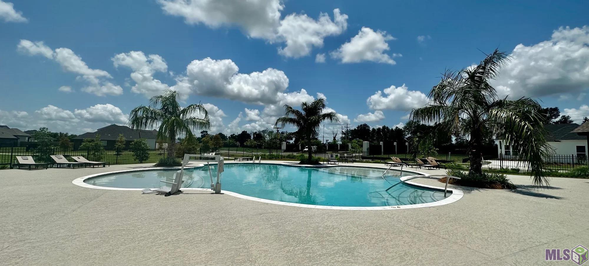 14538 Caroline Way St. George, LA 70810 - Photo 3 of 8