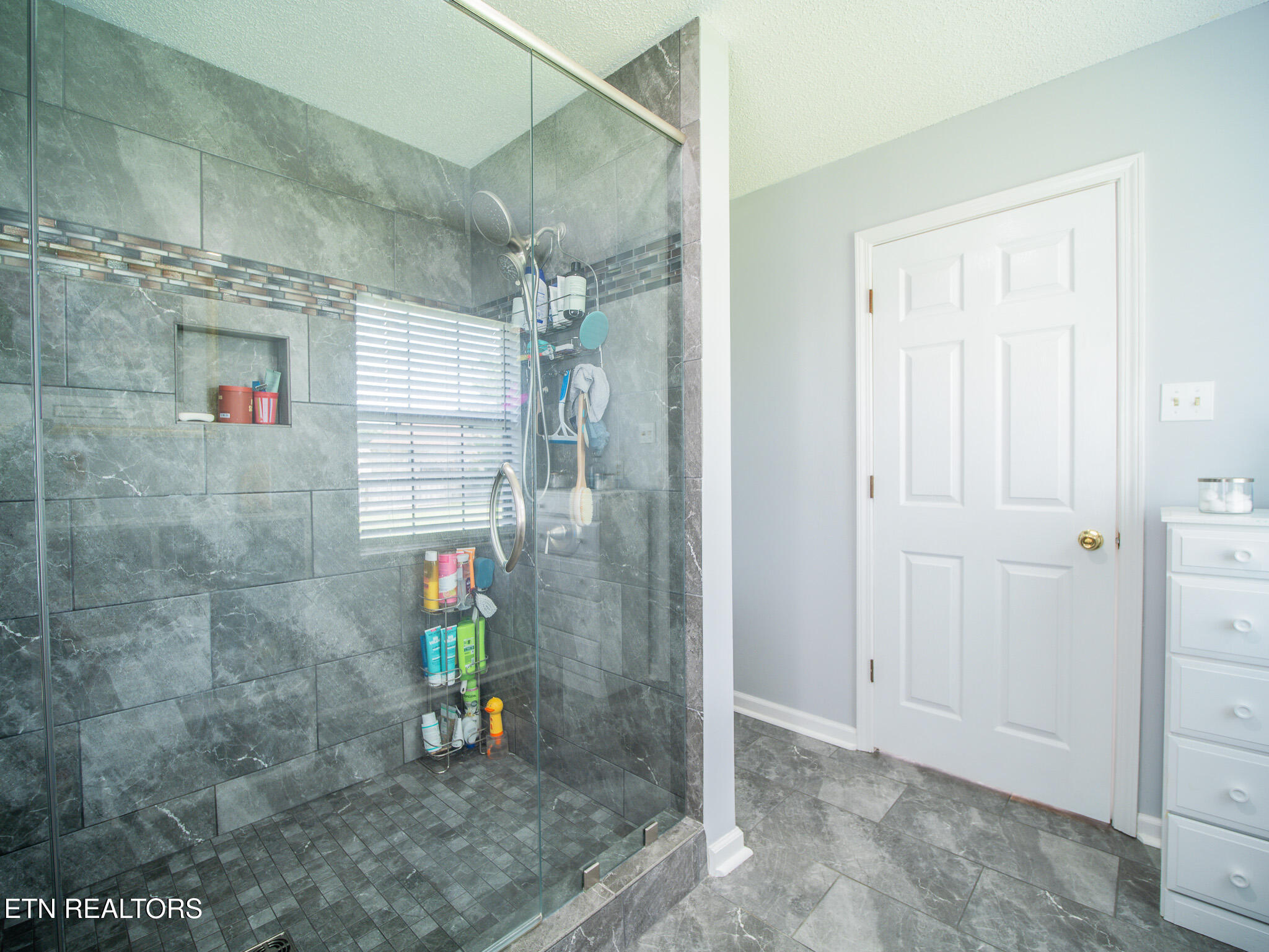 1306 Raulston Road Maryville, TN 37803 - Photo 31 of 50 Walk-In Shower