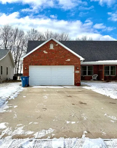 $250,000 | 344 A Cassidy Court, Utica, IL 61373