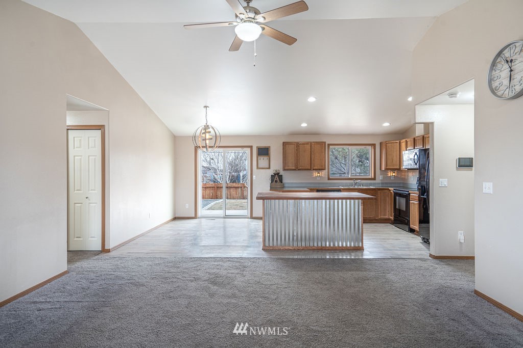 46 Linda Ridge Loop Ephrata, WA 98823 - Photo 5 of 23 Gallery Image 5