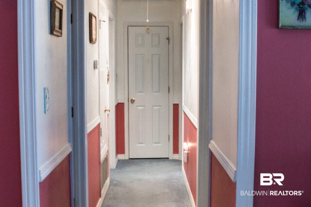 1504 North Cedar Street Foley, AL 36535 - Photo 5 of 16 Hallway to bedrooms.