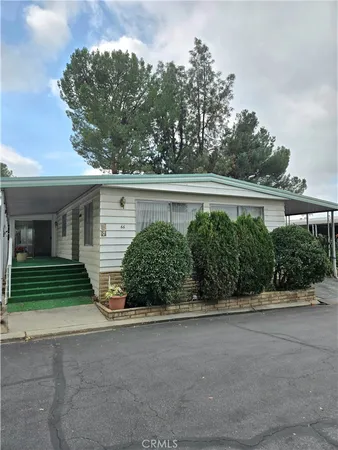 a view of a house with a garage