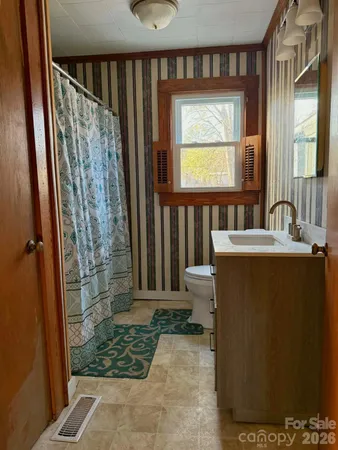 $230,000 | 1677 US 221A Highway, Forest City, NC 28043