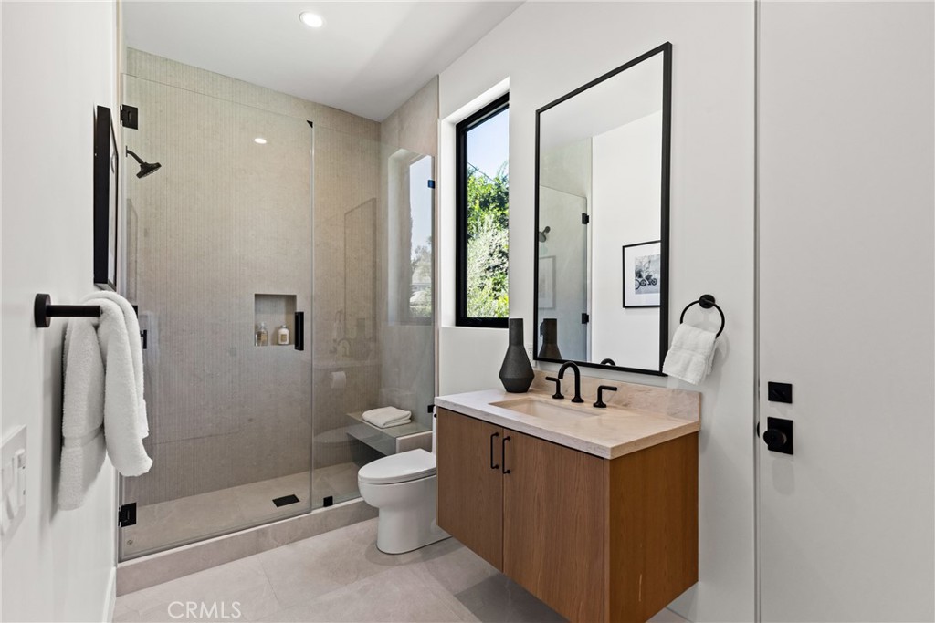 5421 Bothwell Road Tarzana, CA 91356 - Photo 129 of 145