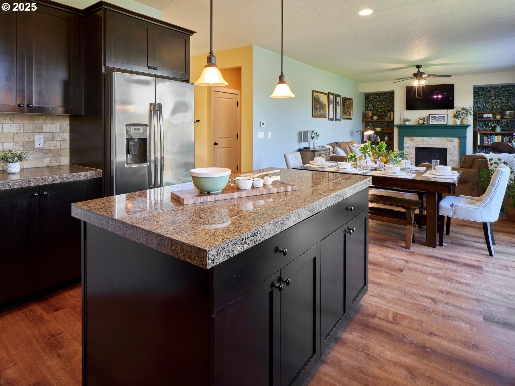 260 North Green Gables Loop Ridgefield, WA 98642 - Photo 11 of 41 Kitchen