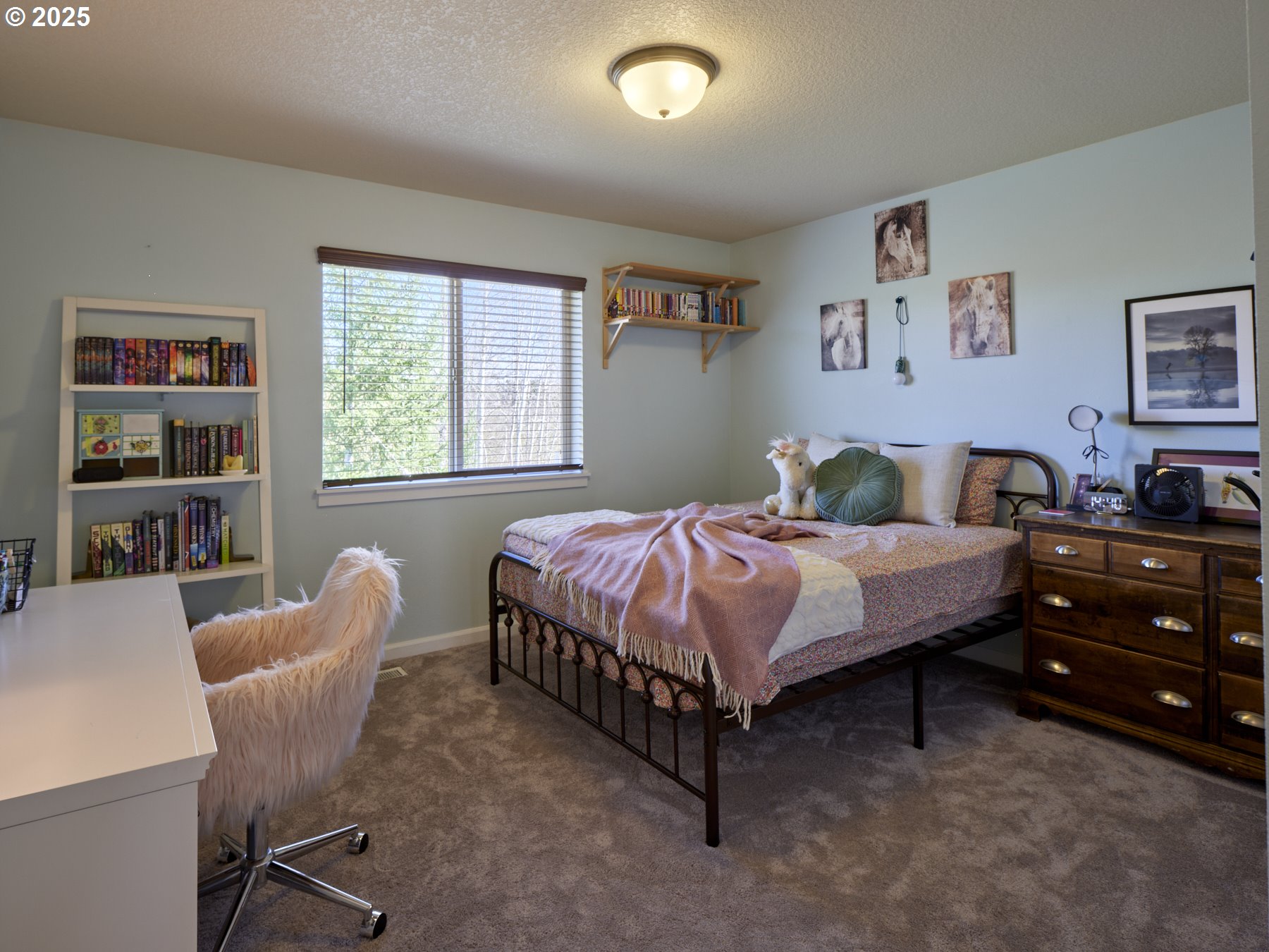 260 North Green Gables Loop Ridgefield, WA 98642 - Photo 20 of 41 Bedroom