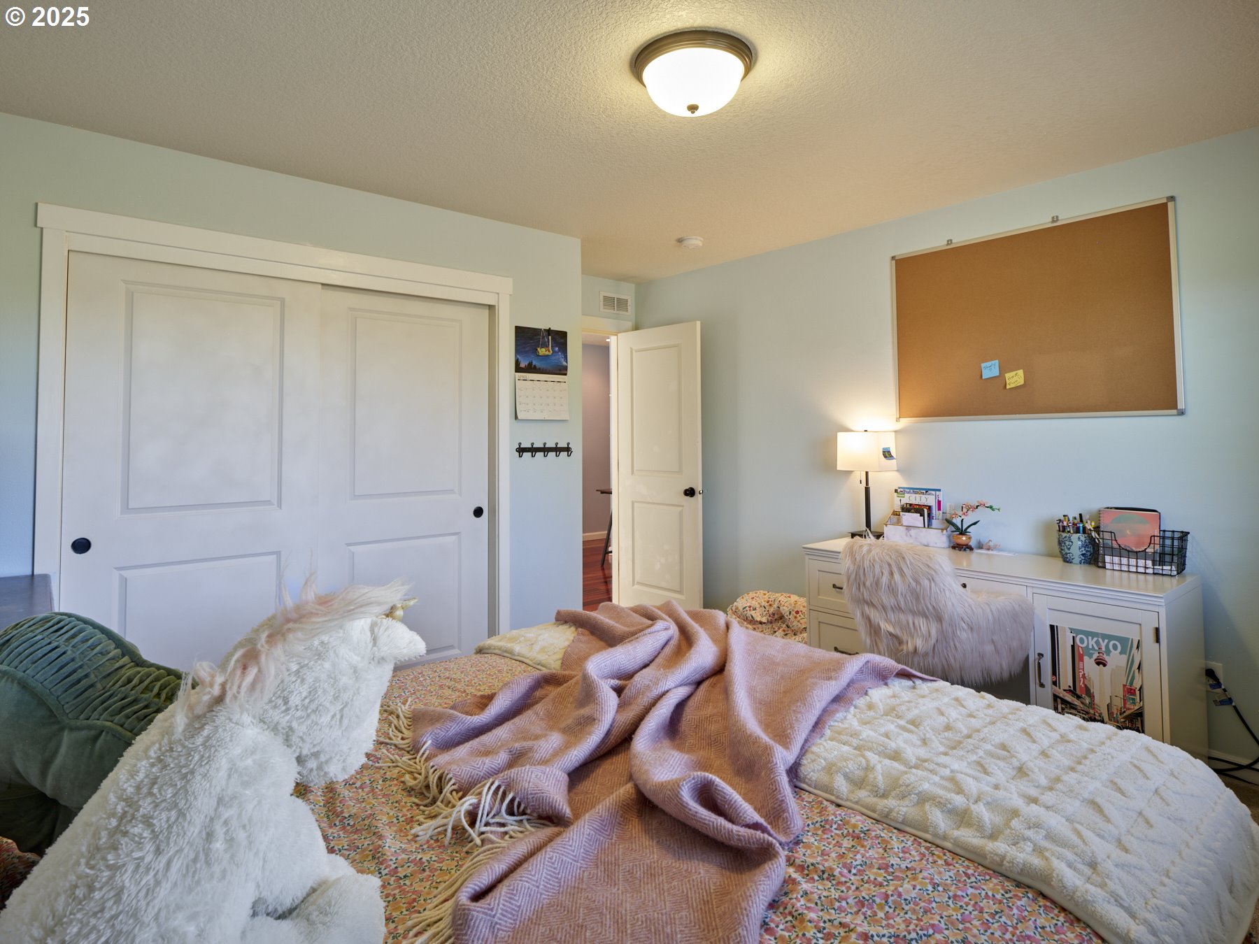 260 North Green Gables Loop Ridgefield, WA 98642 - Photo 21 of 41 Bedroom