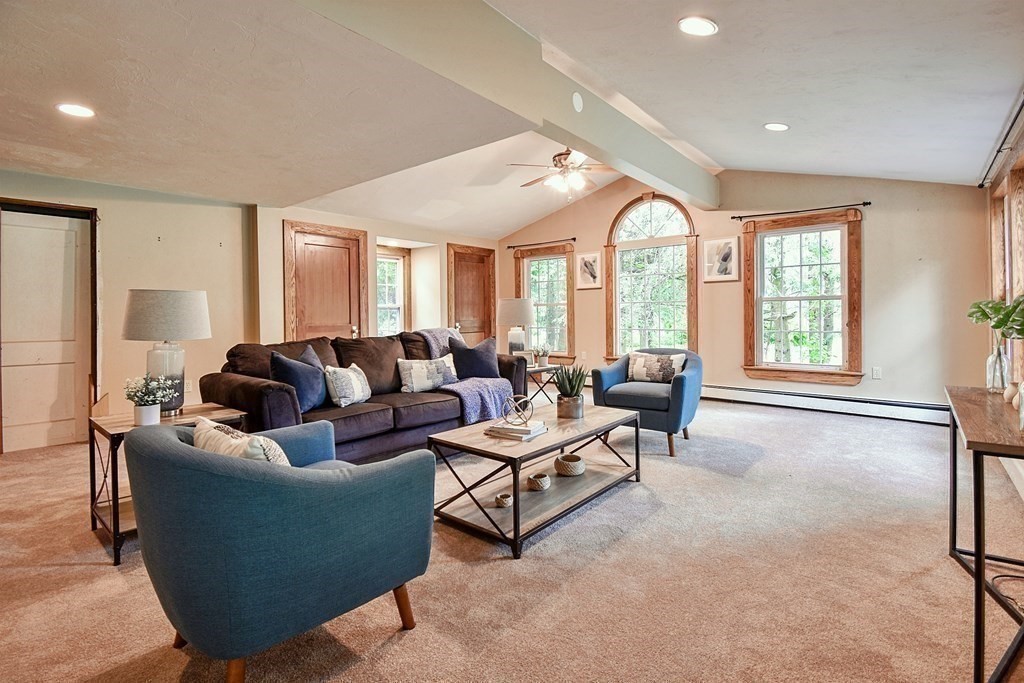 44 Chamberlain Street Hopkinton, MA 01748 - Photo 13 of 30 Gallery Image 13
